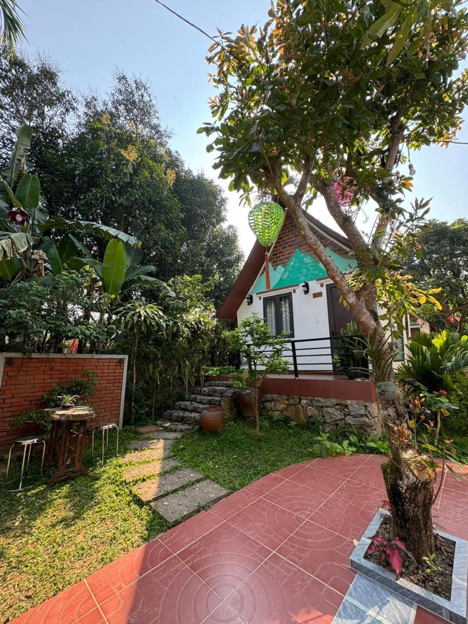 Tropical Valley Homestay - Villas Фонг Нха Екстериор снимка