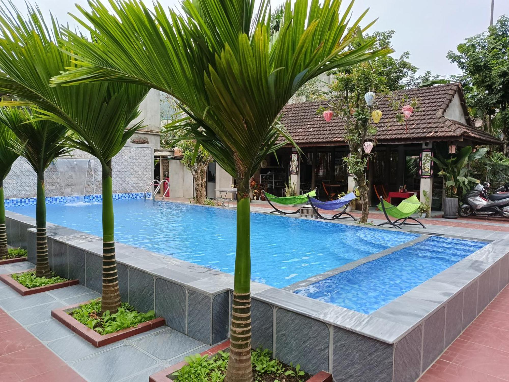 Tropical Valley Homestay - Villas Фонг Нха Екстериор снимка