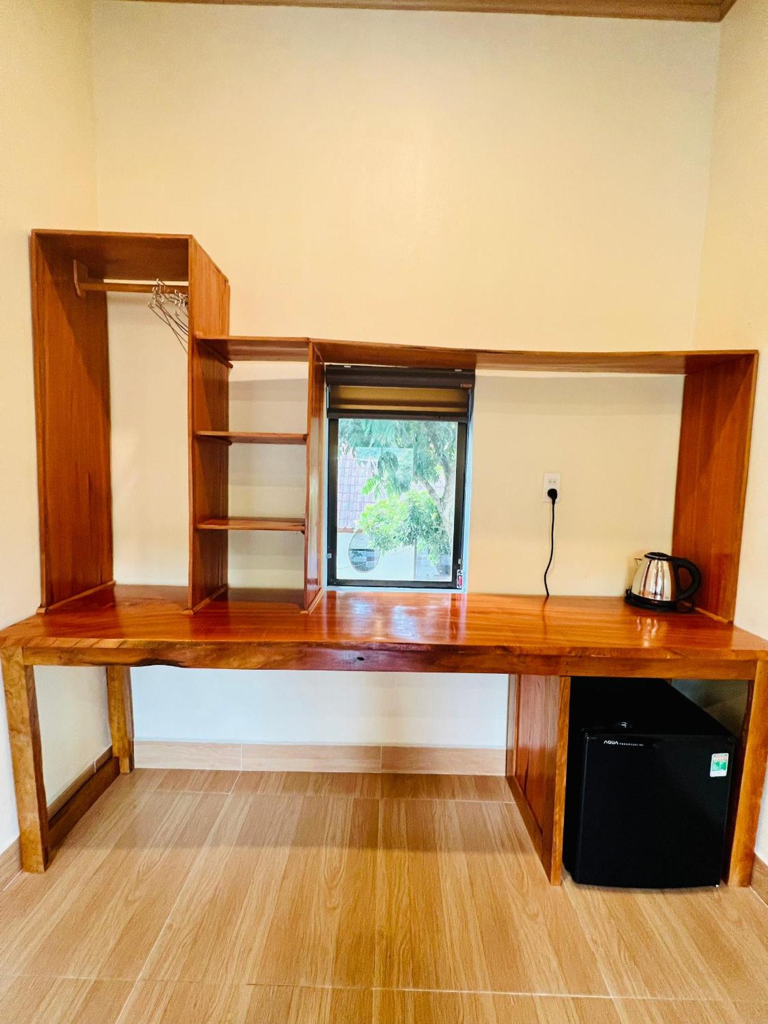 Tropical Valley Homestay - Villas Фонг Нха Екстериор снимка