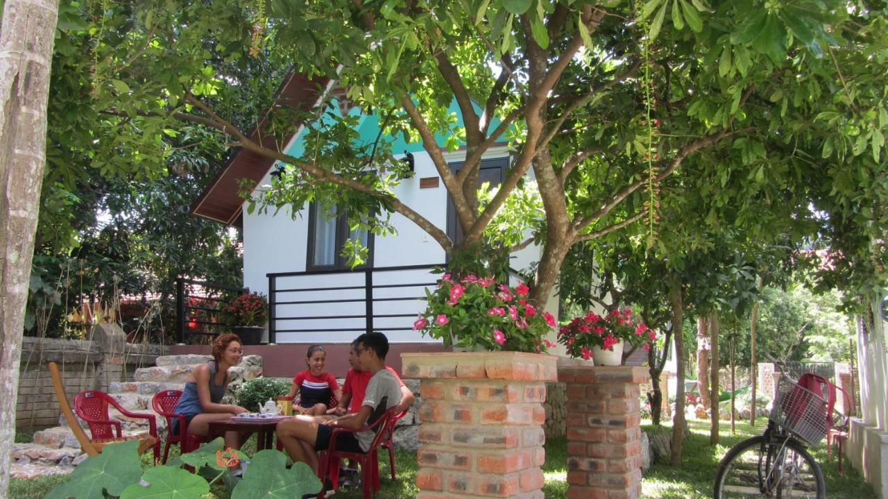 Tropical Valley Homestay - Villas Фонг Нха Екстериор снимка