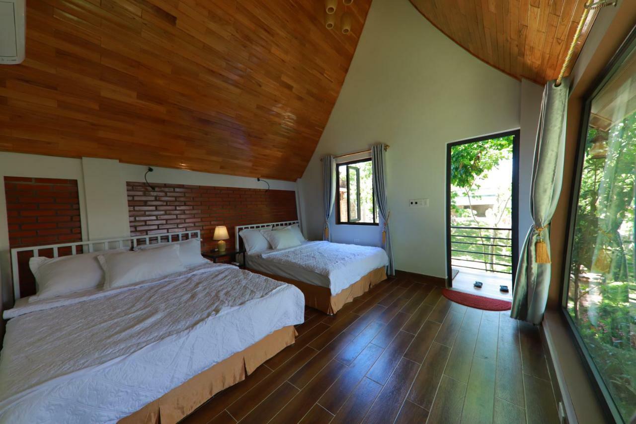 Tropical Valley Homestay - Villas Фонг Нха Екстериор снимка