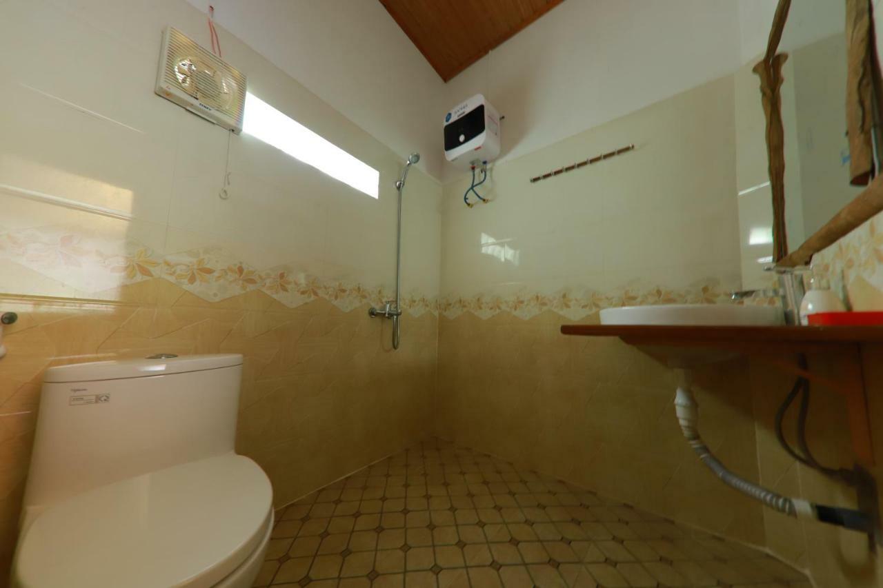 Tropical Valley Homestay - Villas Фонг Нха Екстериор снимка